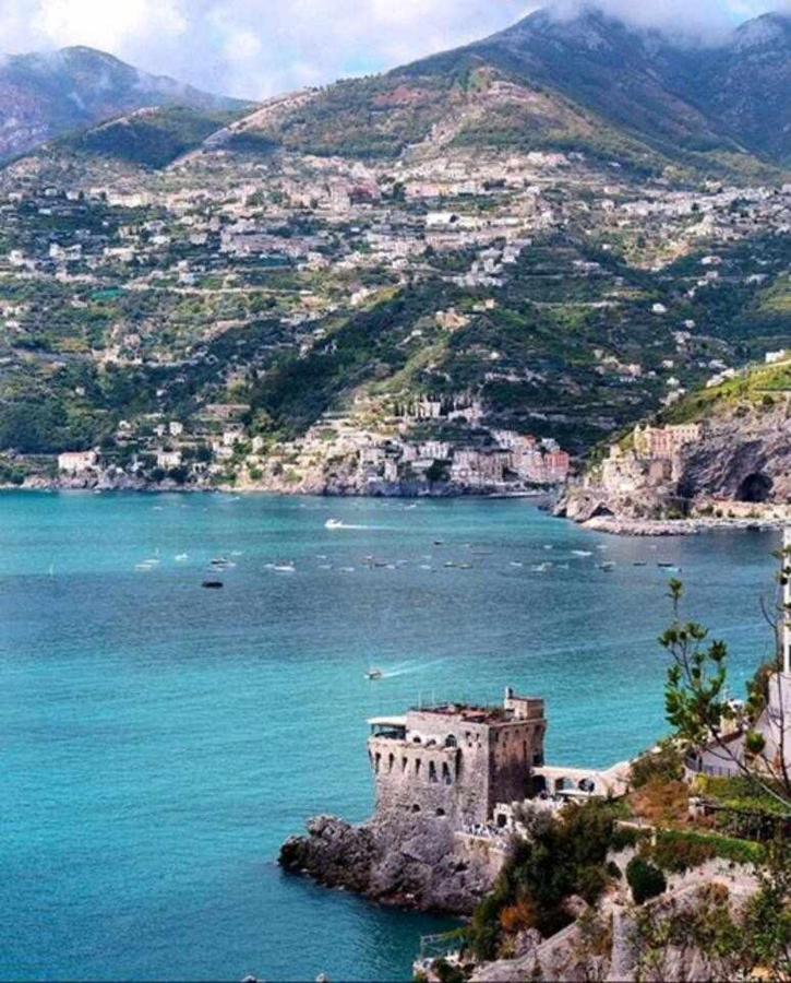 La Cambusa In Riva Al Mare 마이오리 외부 사진